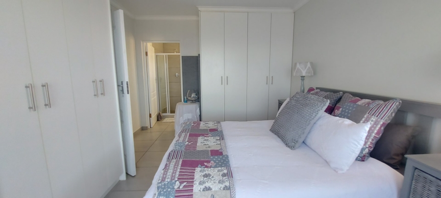 5 Bedroom Property for Sale in Dana Bay Western Cape